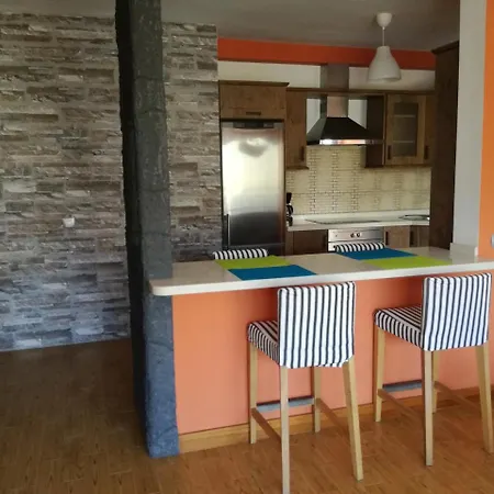 Surfhouse Famara Casa de hóspedes 2*